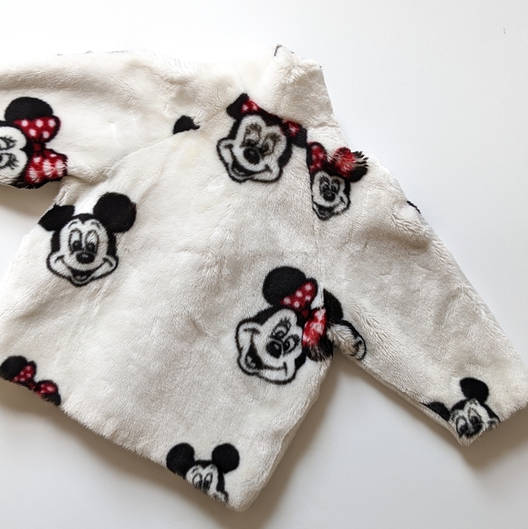 VERY RARE Kid's Vintage 1992 Disney Apparence Mickey & Minnie Faux Fur Coat - Picture 2 of 15